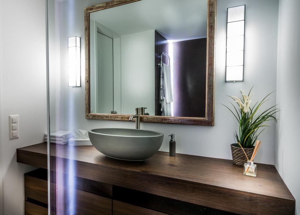 Le Bijou Mh6 Jacuzzi Penthouse At Muensterhof / Paradeplatz Zürich Szoba fotó